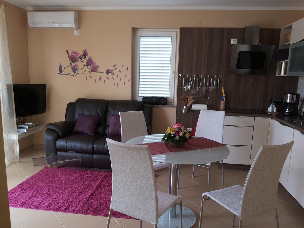 Apartment Soni A4 Krk Town Exterior foto